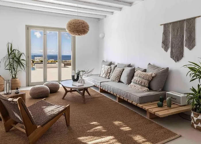 Barbara, By Red Windmill * 卡拉法蒂斯